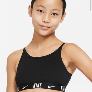 Nike Trophy big Kids' (Girls') Sports Bra
